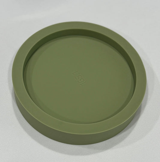 Small Round Silicone Base NoiNoi 6.5" Sage Green